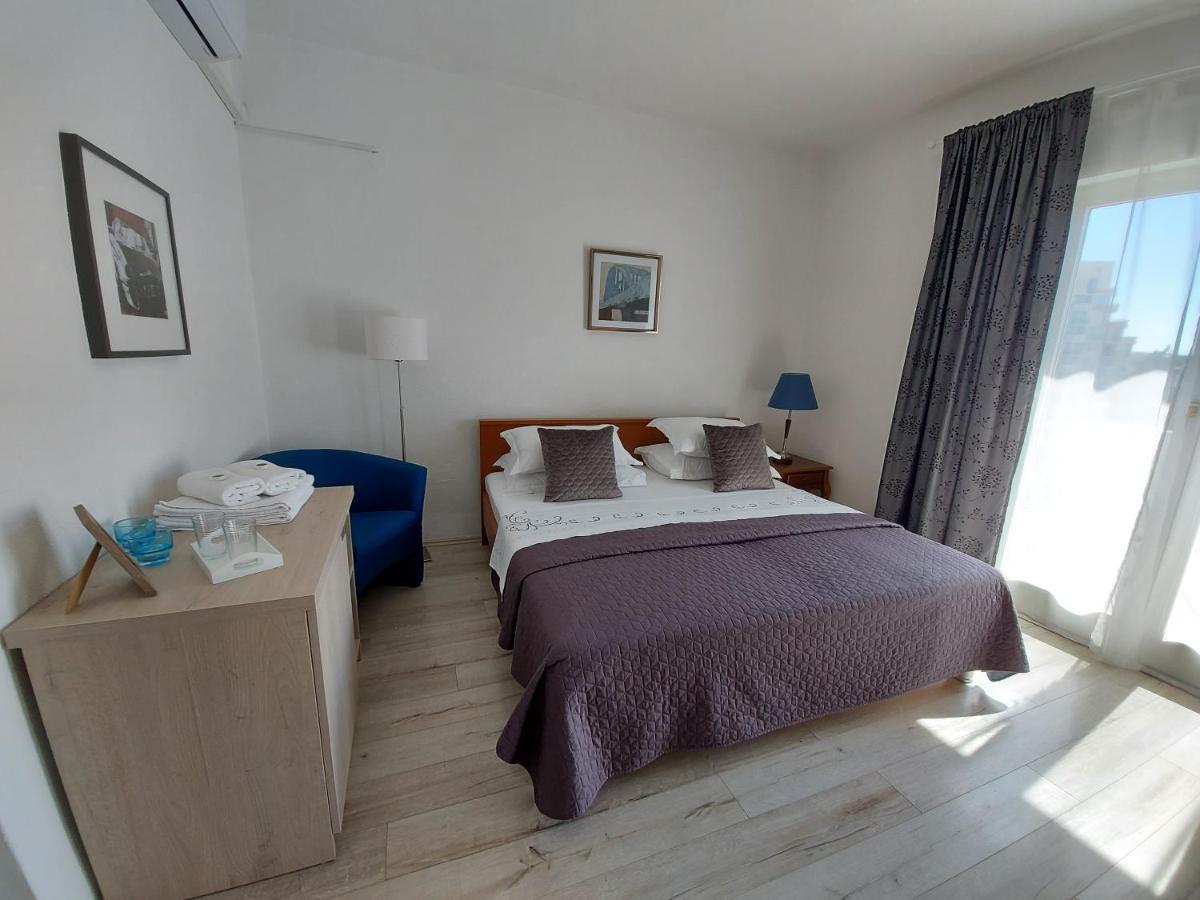 Apartments And Rooms Villa Dona Makarska Exterior photo